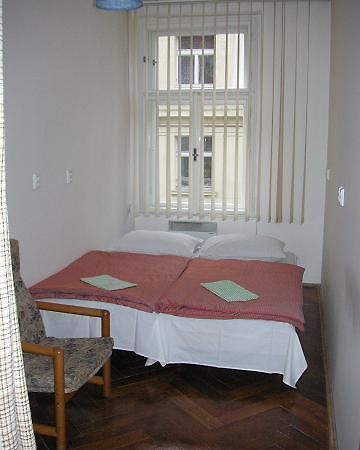 Hostel Bell Prague Ngoại thất bức ảnh